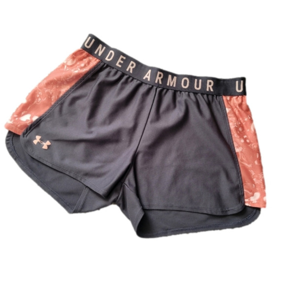 Under Armour Loose Heatgear Shorts sz M - Like New - Picture 1 of 5